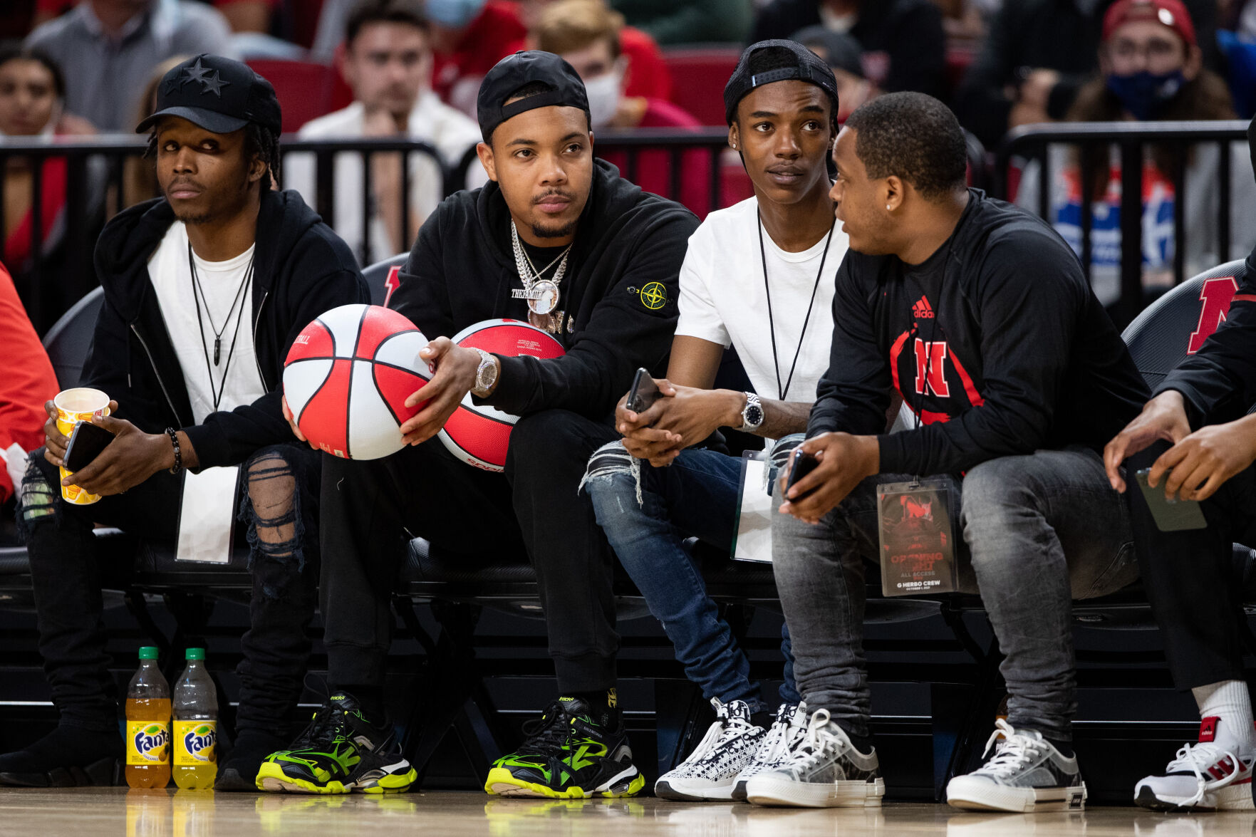 100221-owh-spo-nuhoops-ar08.JPG